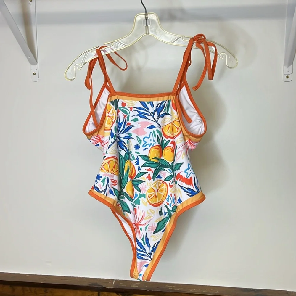 Amazon Sun-Kissed Citrus V-Neck One Piece Swimsuit-‎ L